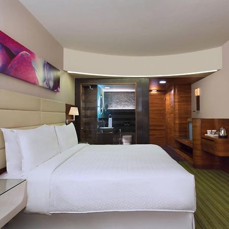 โฟร์ พอยต์ บาย เชอราตัน วิสาขะปัตนัม Hotel วิสาขปัตนัม ภายนอก รูปภาพ