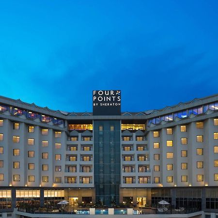 โฟร์ พอยต์ บาย เชอราตัน วิสาขะปัตนัม Hotel วิสาขปัตนัม ภายนอก รูปภาพ