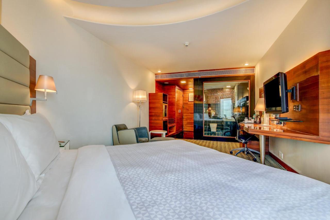 โฟร์ พอยต์ บาย เชอราตัน วิสาขะปัตนัม Hotel วิสาขปัตนัม ภายนอก รูปภาพ