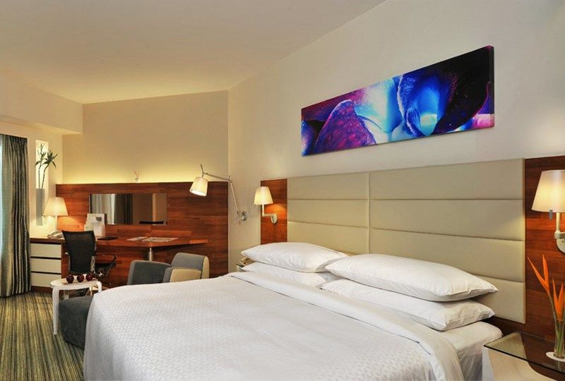 โฟร์ พอยต์ บาย เชอราตัน วิสาขะปัตนัม Hotel วิสาขปัตนัม ภายนอก รูปภาพ