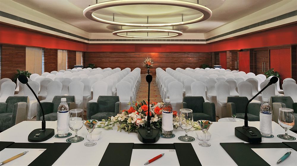 โฟร์ พอยต์ บาย เชอราตัน วิสาขะปัตนัม Hotel วิสาขปัตนัม ภายนอก รูปภาพ
